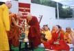 Rev. Gensei reciting Shomyo at the inauguration ceremony.